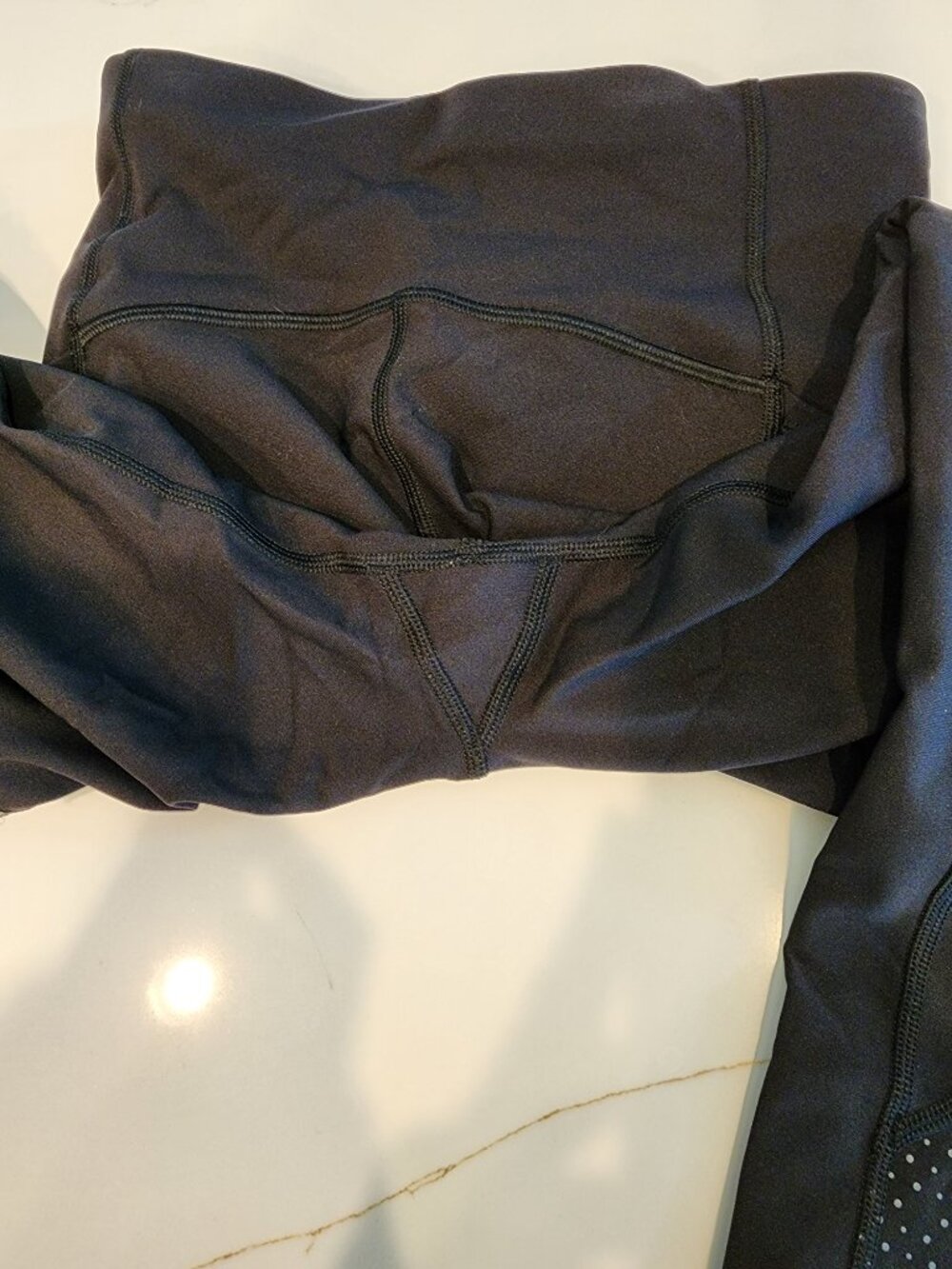 Lululemon tightest stuff luxtreme size 2 - Picture 3 of 7